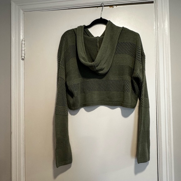 Garage M Olive Green Open Knitted Monochrome Striped Cropped Hoodie Pullover - Picture 11 of 15